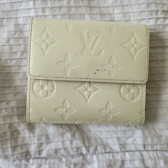 Louis Vuitton Wallet - Picture 6 of 8